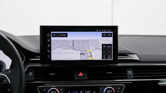 Audi A4 view 26