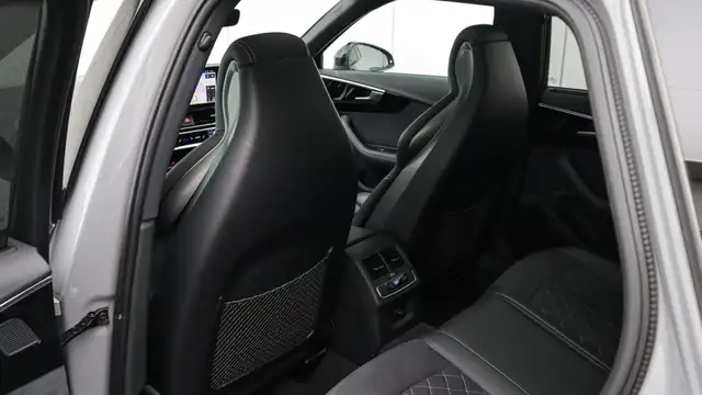 Audi A4 view 25