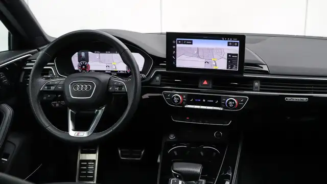 Audi A4 view 12