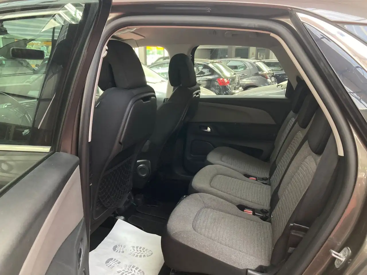 Citroen C4 Berline — photo 7