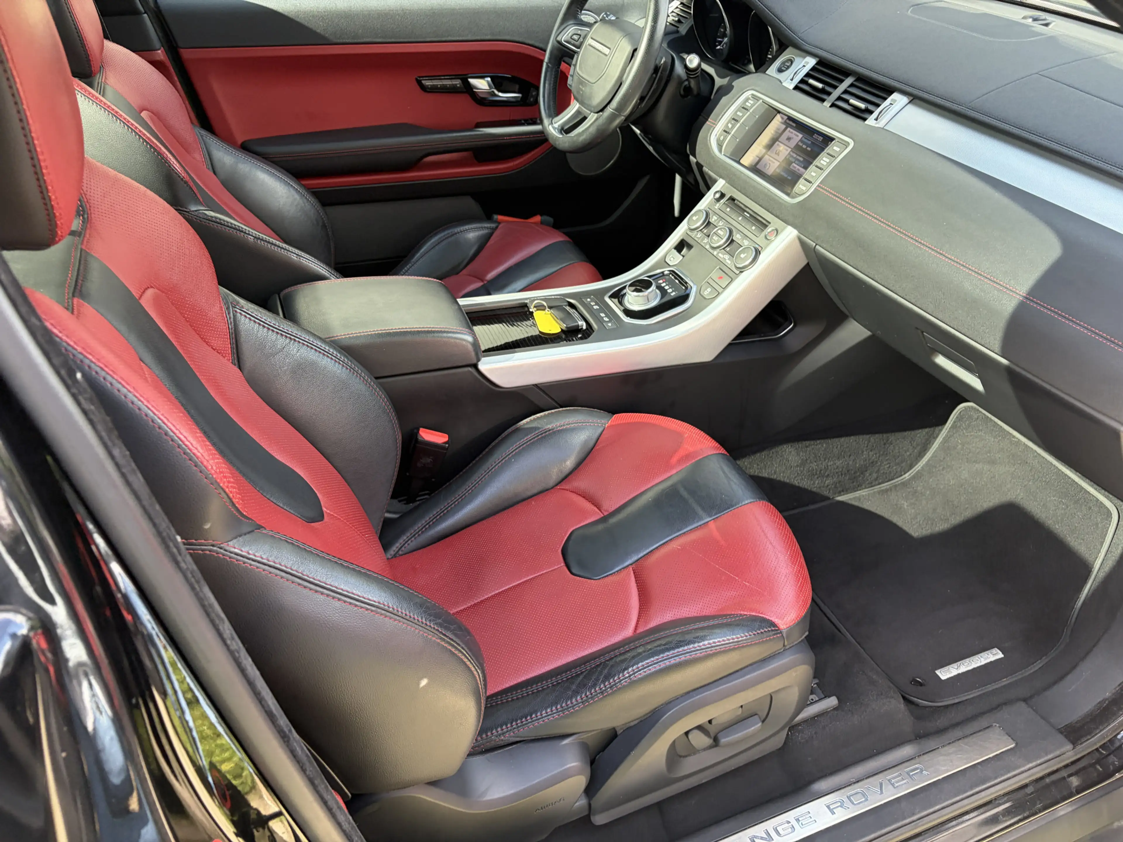Land Rover Range Rover Evoque 2.0 Si 4WD Dynamic / AUTOMAAT / PANORAMADAK / CRUI — photo 24