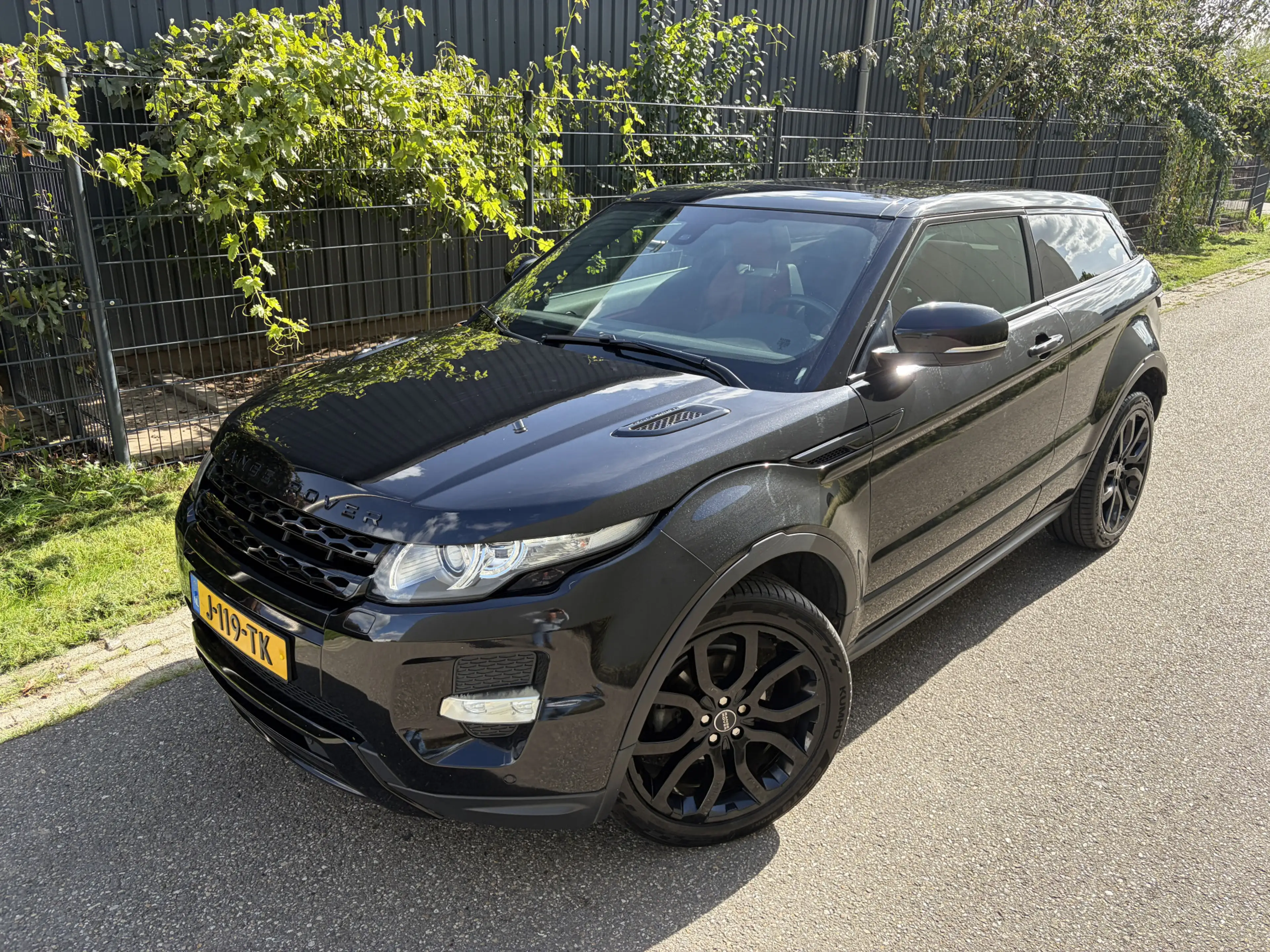 Land Rover Range Rover Evoque 2.0 Si 4WD Dynamic / AUTOMAAT / PANORAMADAK / CRUI — photo 2