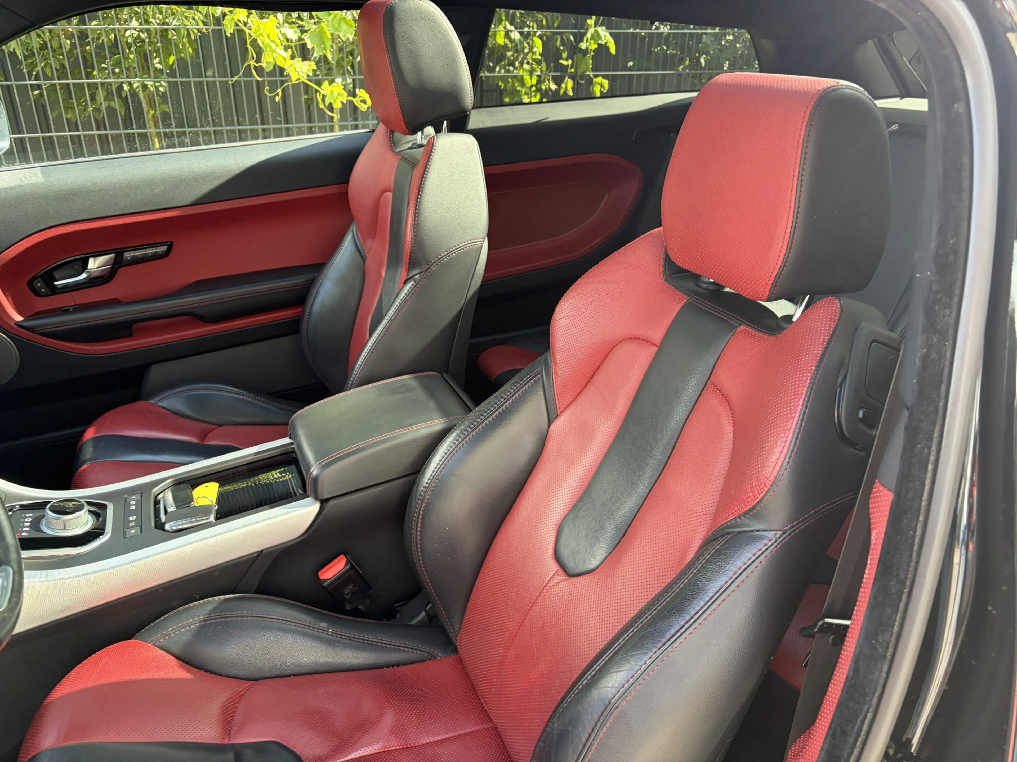 Land Rover Range Rover Evoque 2.0 Si 4WD Dynamic / AUTOMAAT / PANORAMADAK / CRUI — photo 7