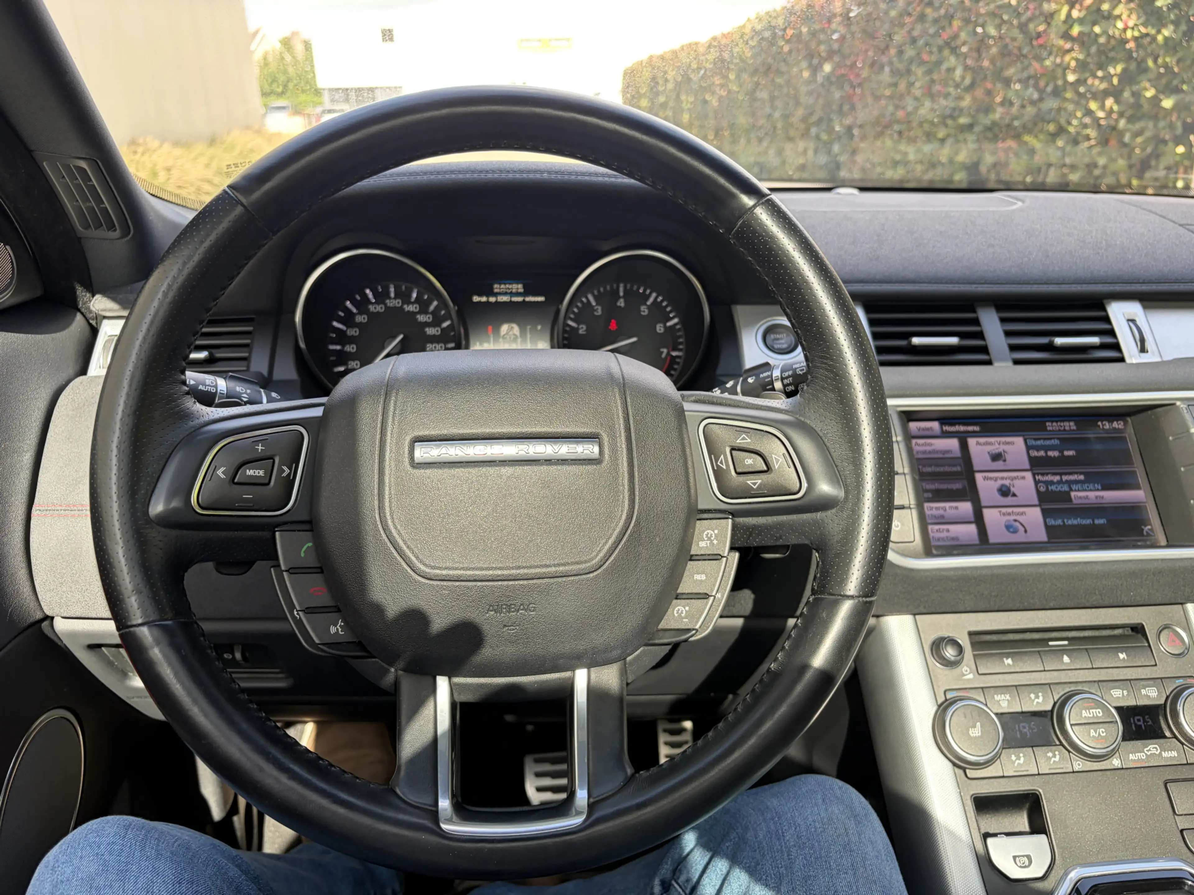 Land Rover Range Rover Evoque 2.0 Si 4WD Dynamic / AUTOMAAT / PANORAMADAK / CRUI — photo 15