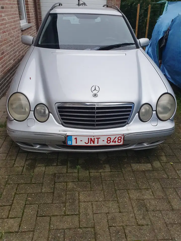 Mercedes-Benz E 220 CDI Avantgarde, foto 7