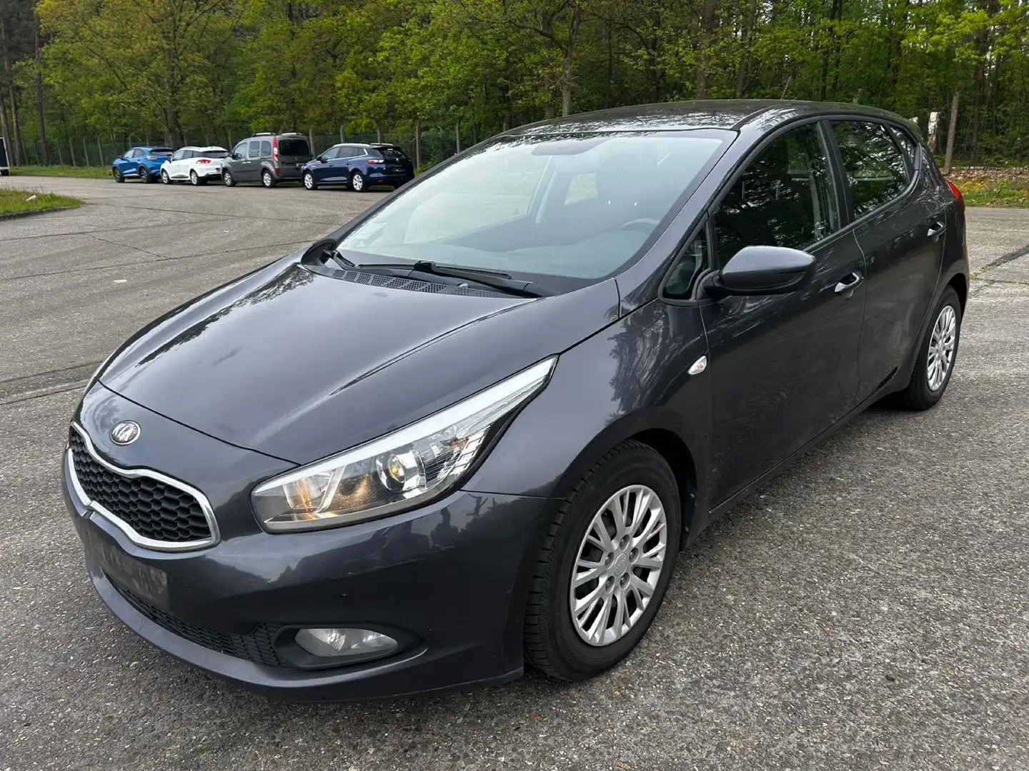 Kia Ceed / cee'd 1.4 CVVT Edition 7 Noir - 1