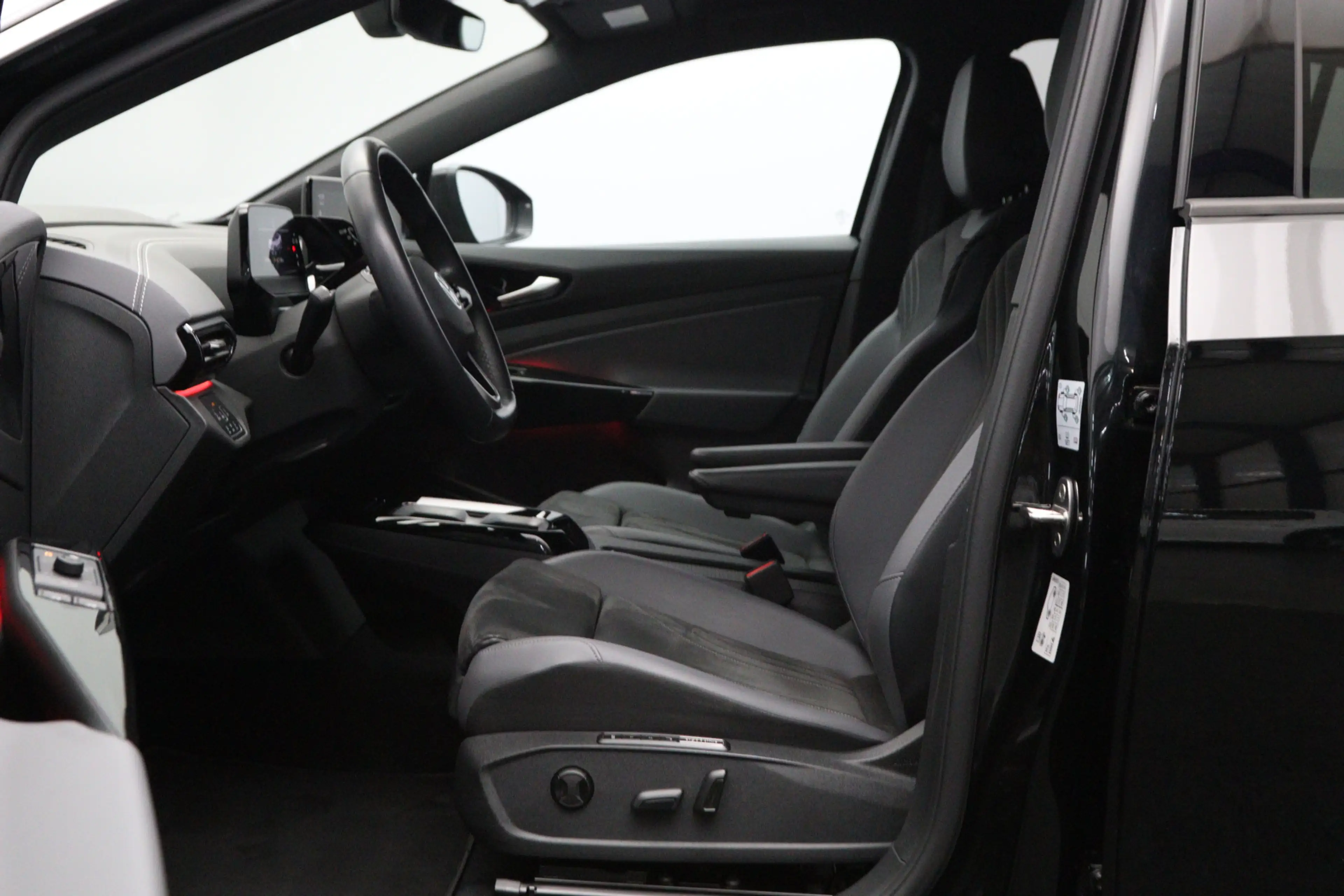 Volkswagen ID.5 Pro 77 kWh 204 PK, SOH 96 %, Winterpakket, 360 Cam — photo 9