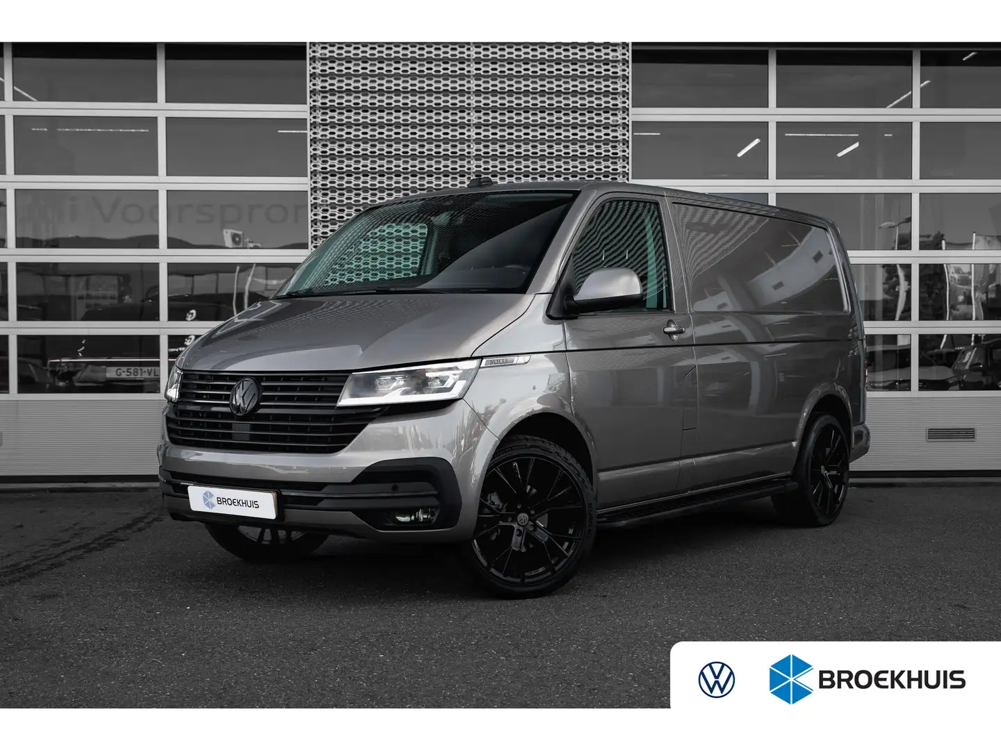 Volkswagen Transporter 2.0 TDI L1H1 28 Bulli | Bulli | 75-Edition | Leder Bruin - 1