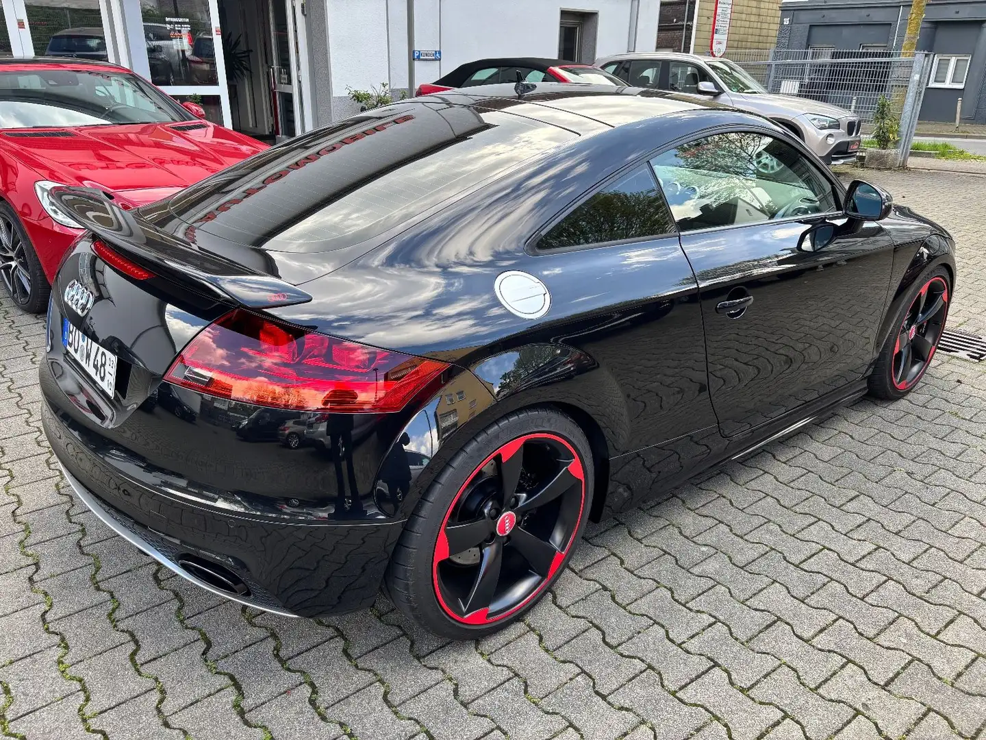 Audi TT Coupe/Roadster 2.5 TFSI TT RS plus Coupe quat Zwart - 2