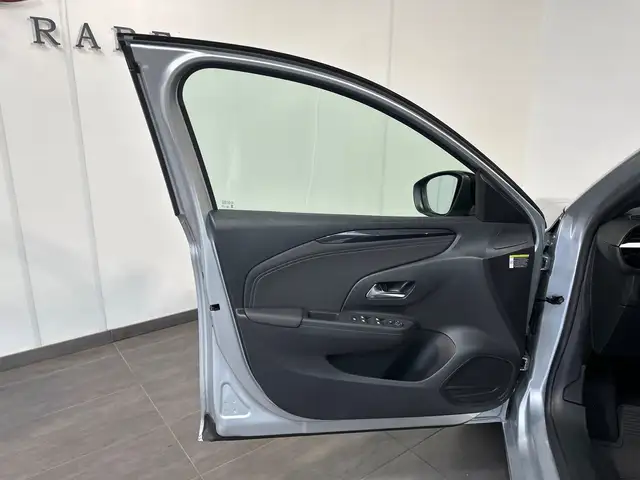 Opel Corsa view 6