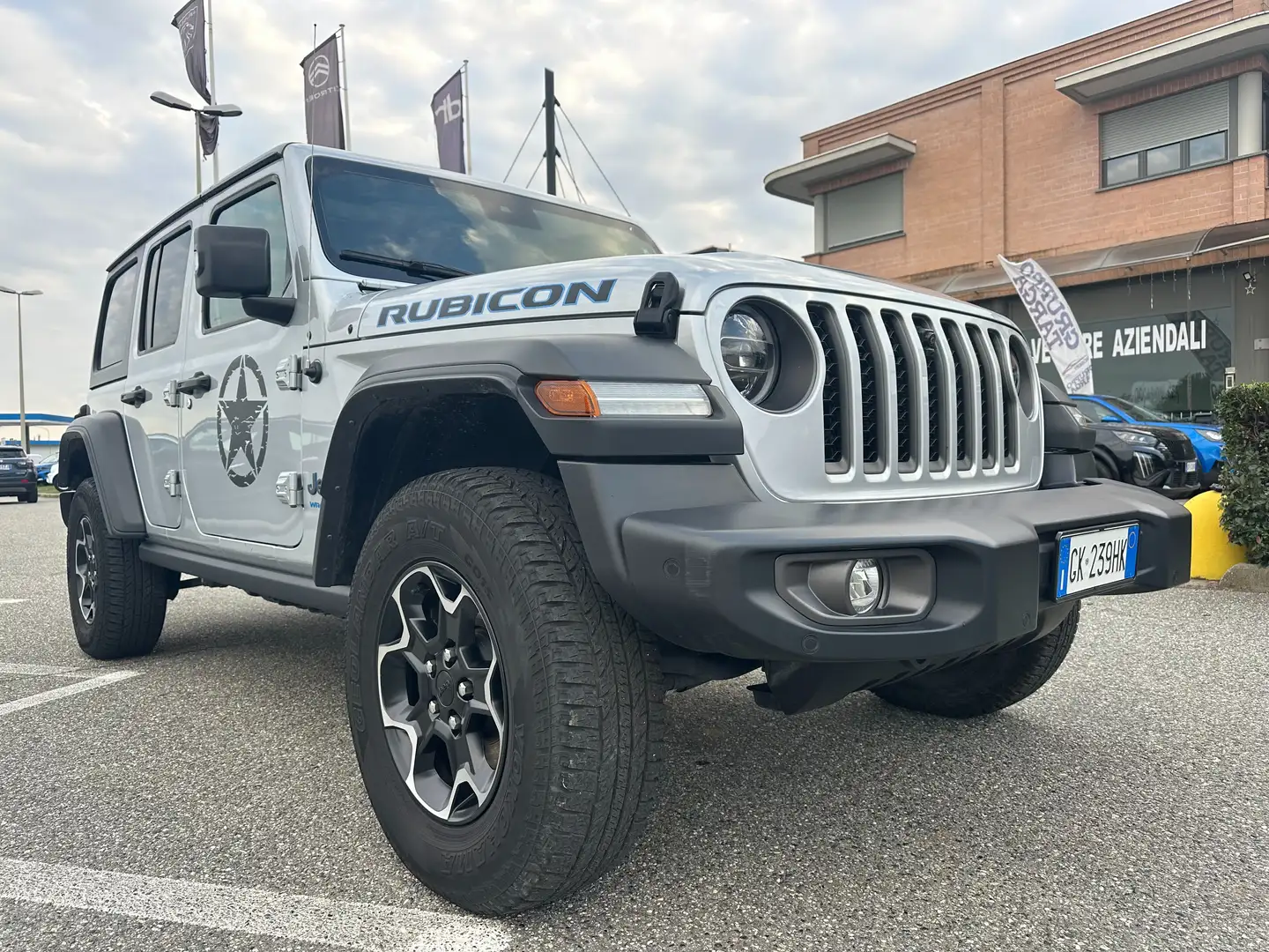 Jeep Wrangler Wrangler 4xe Unlimited 2.0 atx phev Rubicon Silber - 2