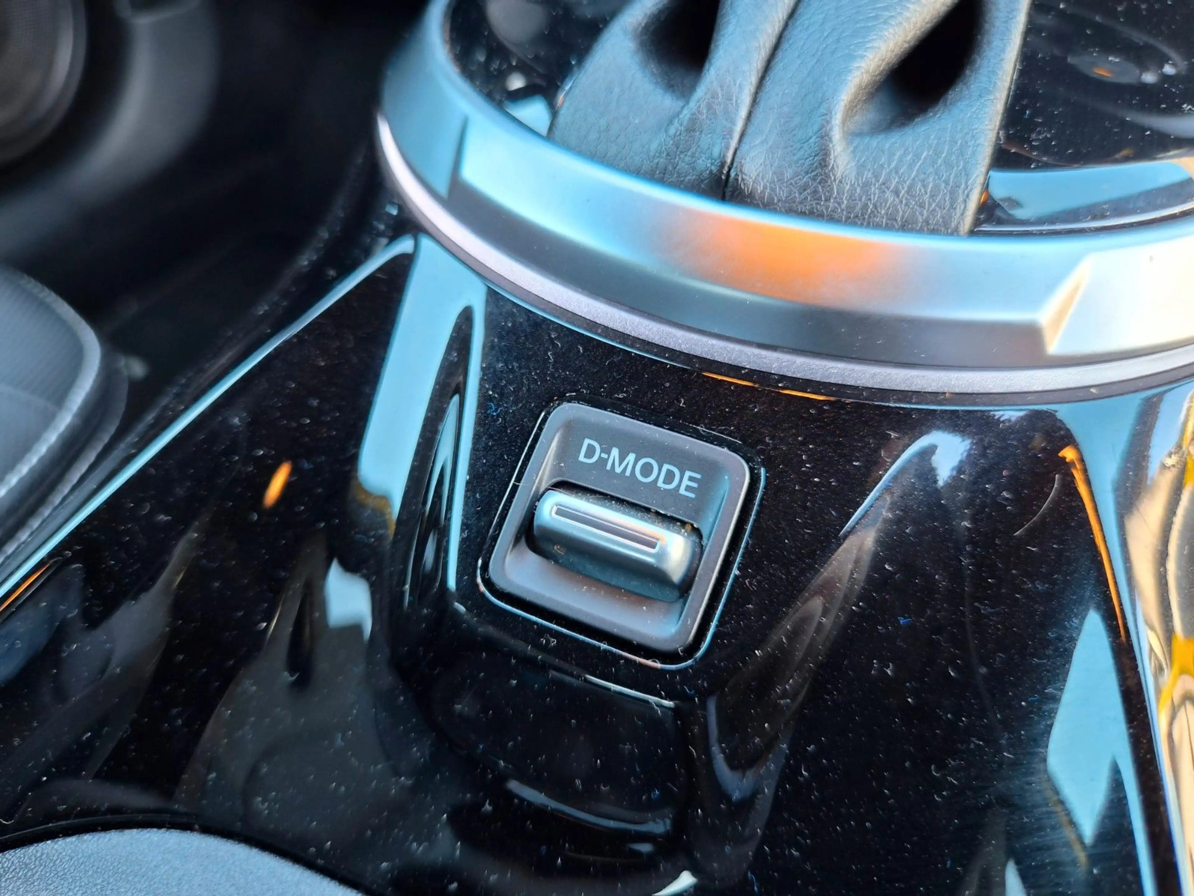 Nissan Juke Hybrid Tekna/Navi/Kamera/LEDs/Bose/Leder — photo 25