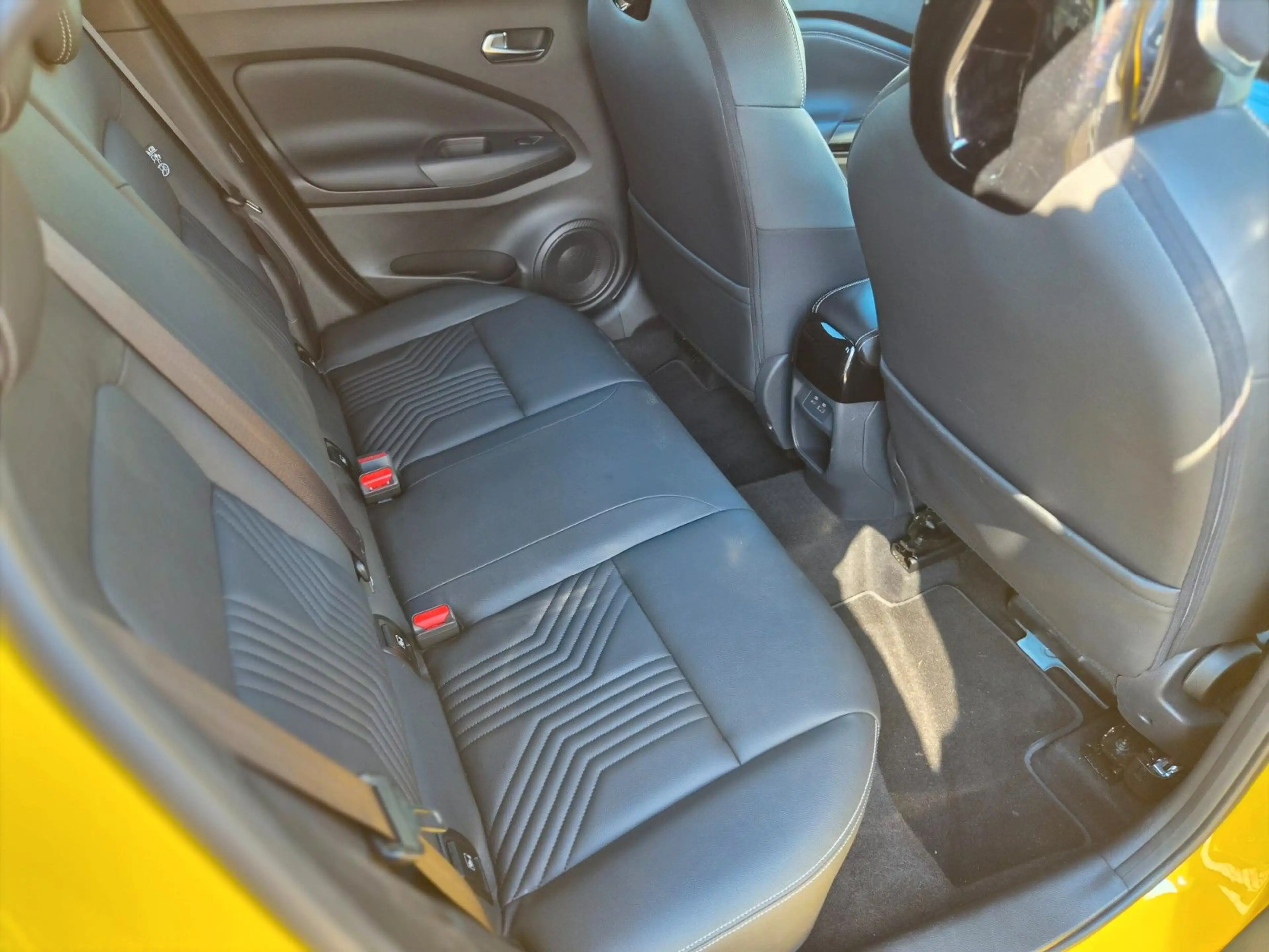 Nissan Juke Hybrid Tekna/Navi/Kamera/LEDs/Bose/Leder — photo 32