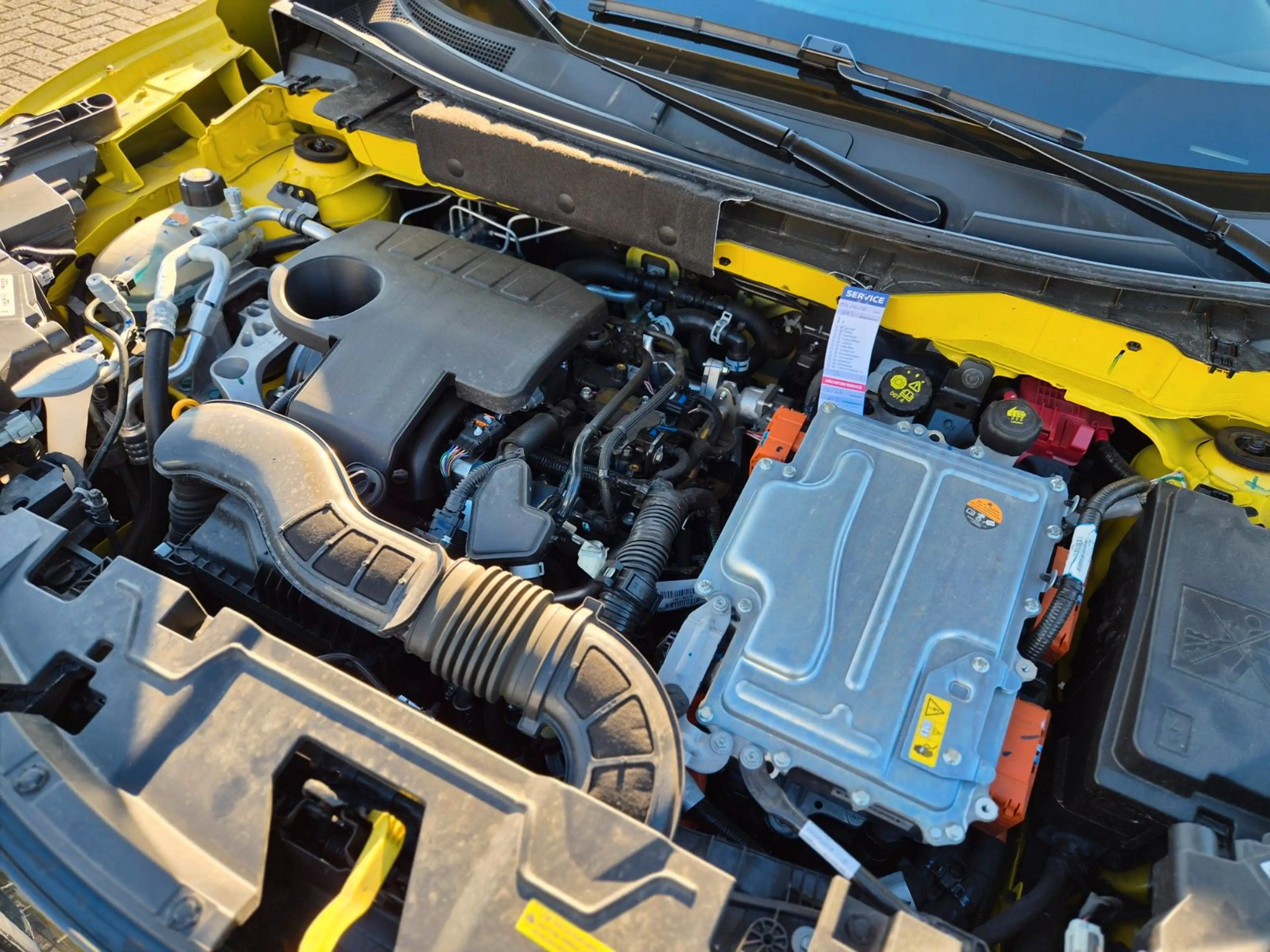 Nissan Juke Hybrid Tekna/Navi/Kamera/LEDs/Bose/Leder — photo 43