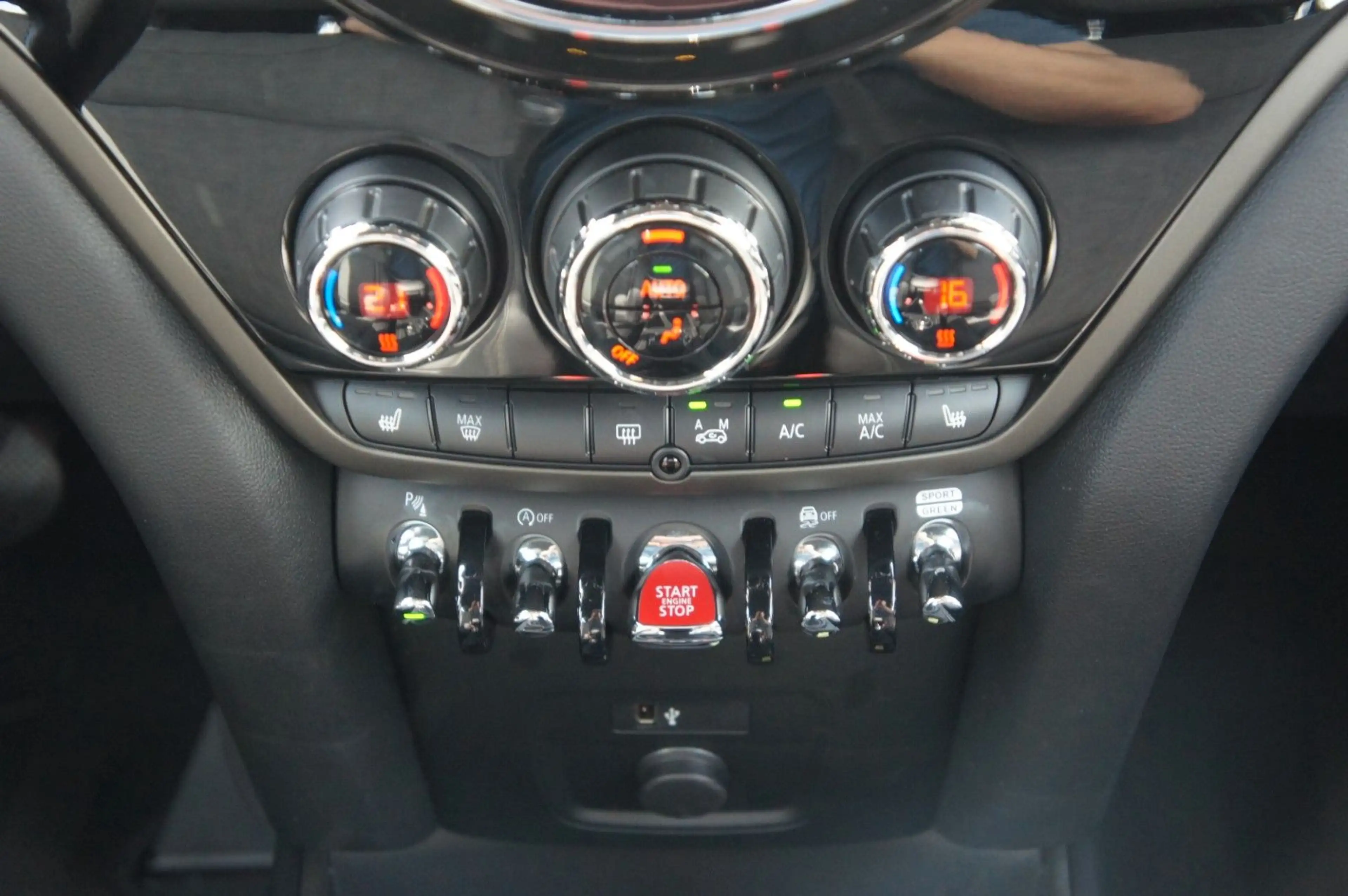 MINI One Countryman Countryman*WORKS TRIM *LED*DIGITAL*ACC*AUTOMATIK — photo 14