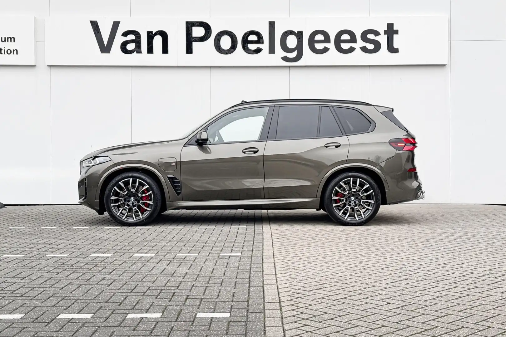 BMW X5 xDrive50e | M Sport Pro | Travel Pack | Innovation - 2