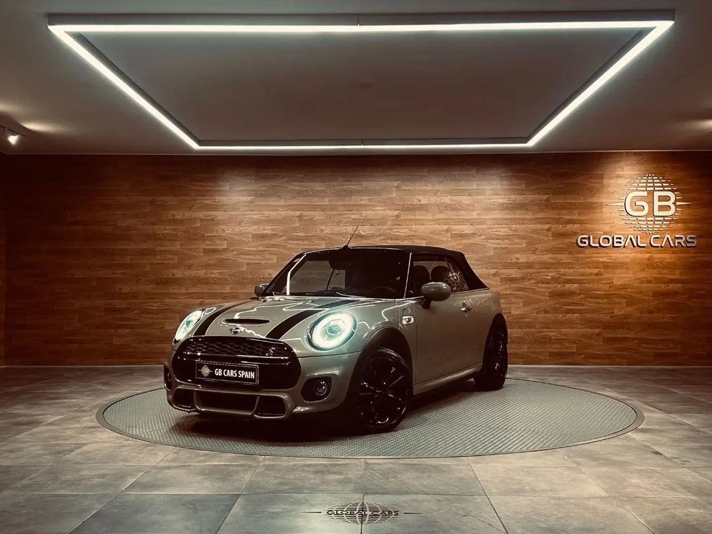 MINI Cooper S Cabrio Aut. Zelená - 1