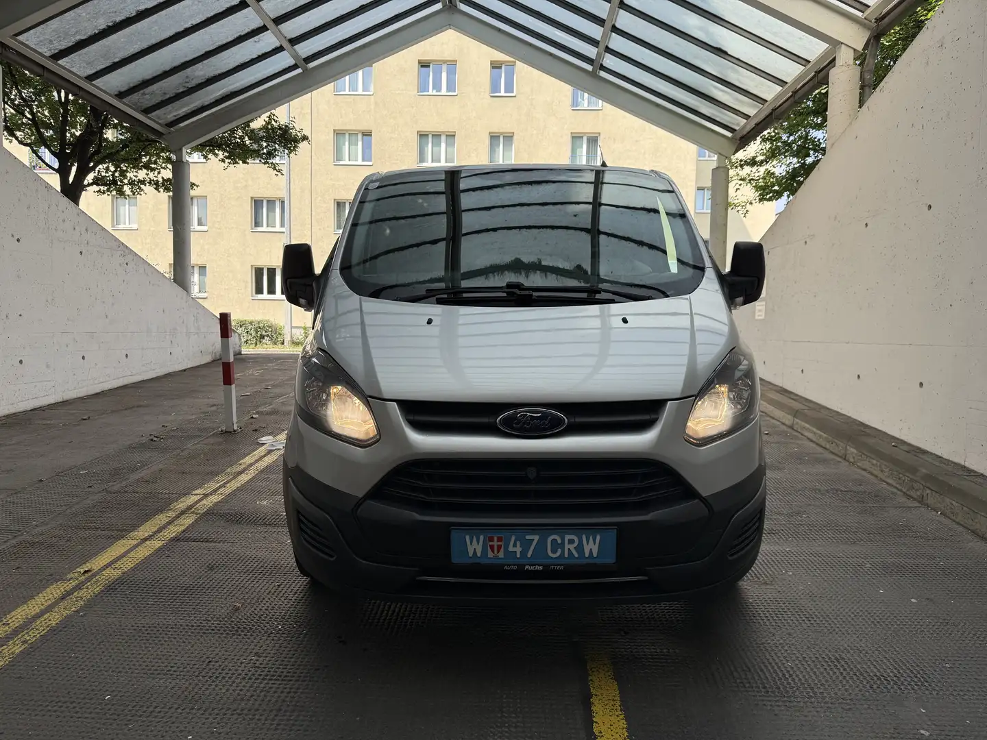 Ford Transit Custom 2.0 TDCI 280 L1 Grau - 1