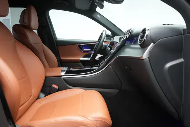 Mercedes-Benz GLC 200 view 7