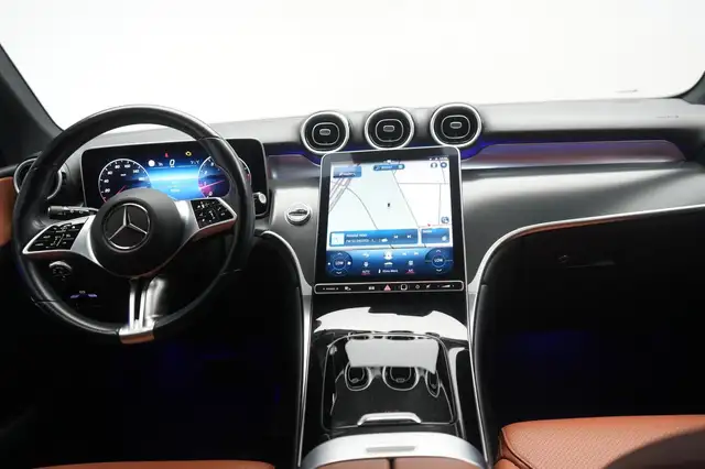 Mercedes-Benz GLC 200 view 14