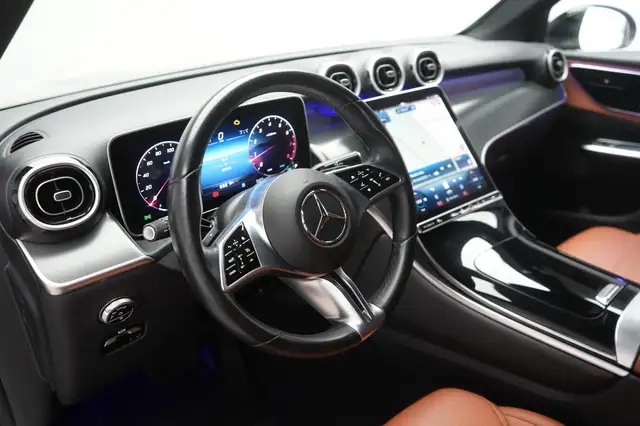 Mercedes-Benz GLC 200 view 13