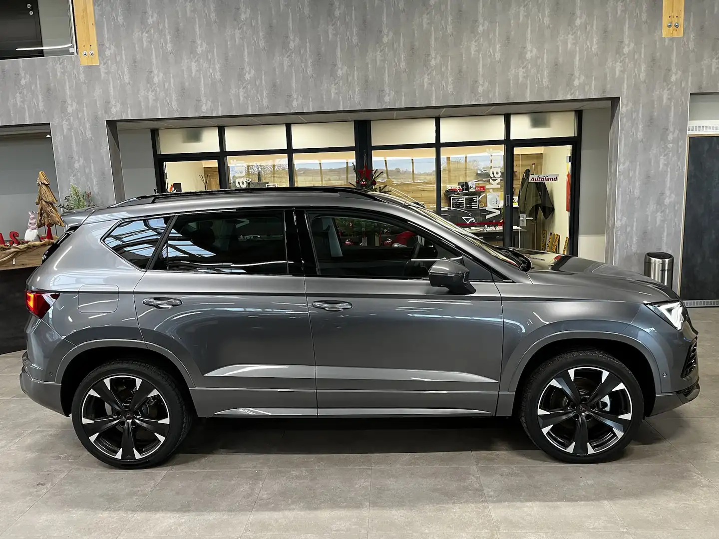 CUPRA Ateca 1.5 TSI DSG AHK Navi Kamera ACC LED Gris - 2