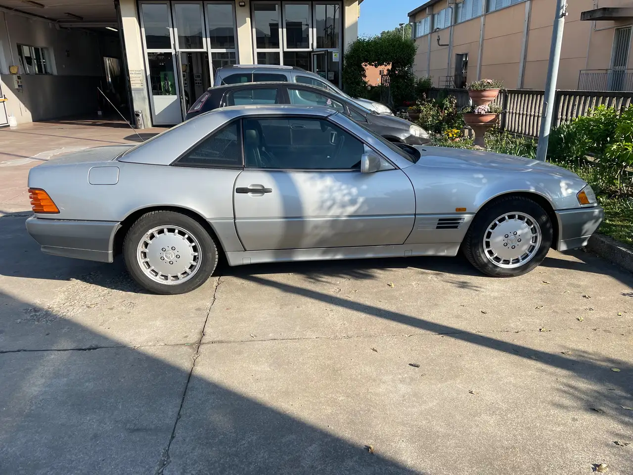 Mercedes-Benz SL 280 SL Roadster - R129, foto 4