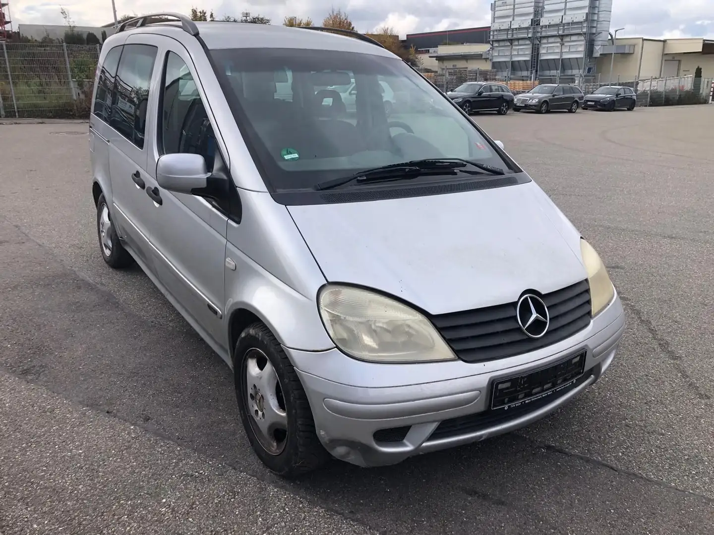 Mercedes-Benz Vaneo Compact Van 1.9 Argent - 1