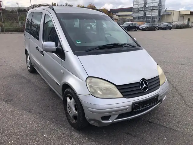 Mercedes-Benz Vaneo Compact Van 1.9