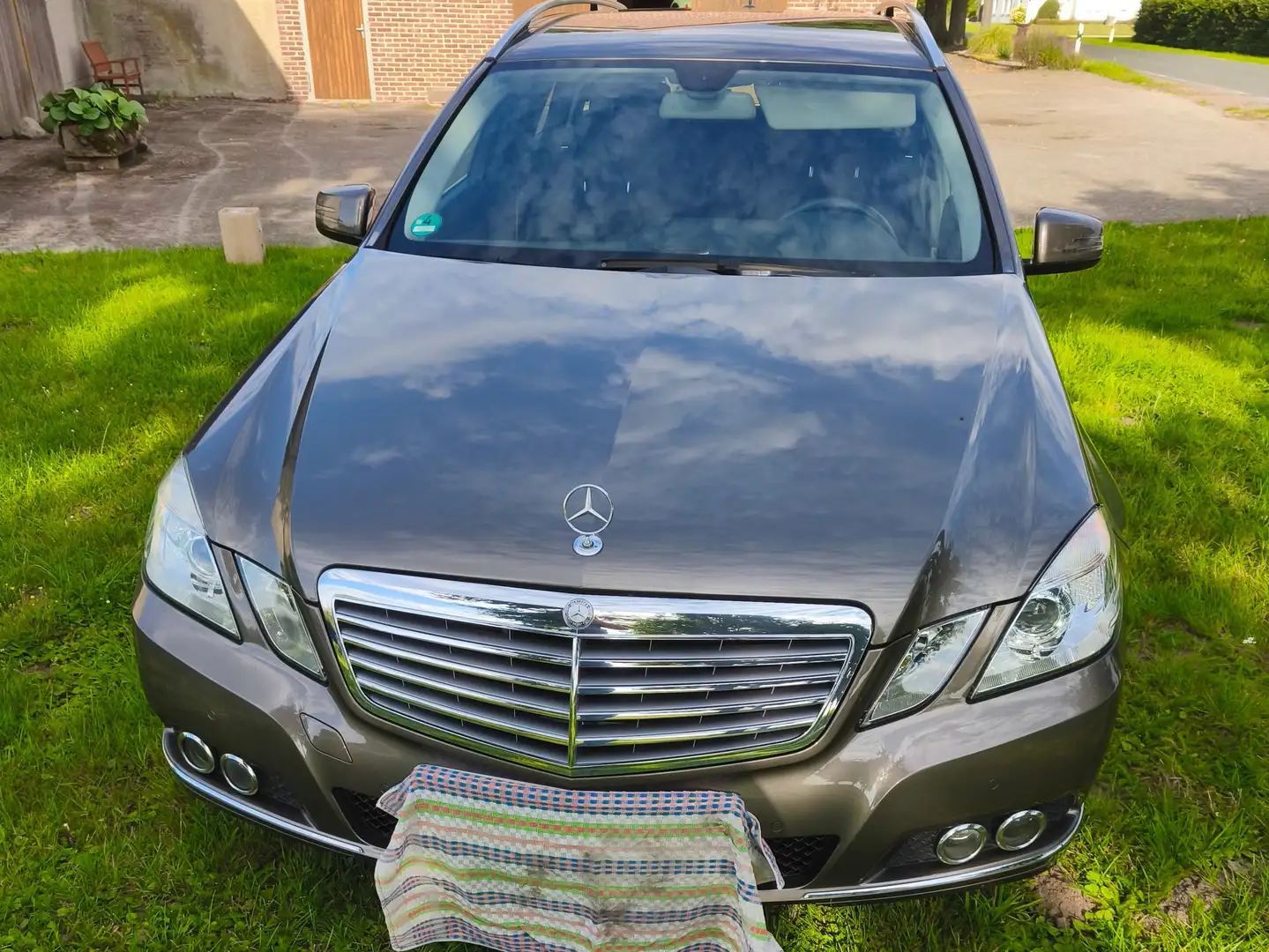 Mercedes-Benz E 220 E 220 T Elegance CDI Aut. Elegance Grau - 1