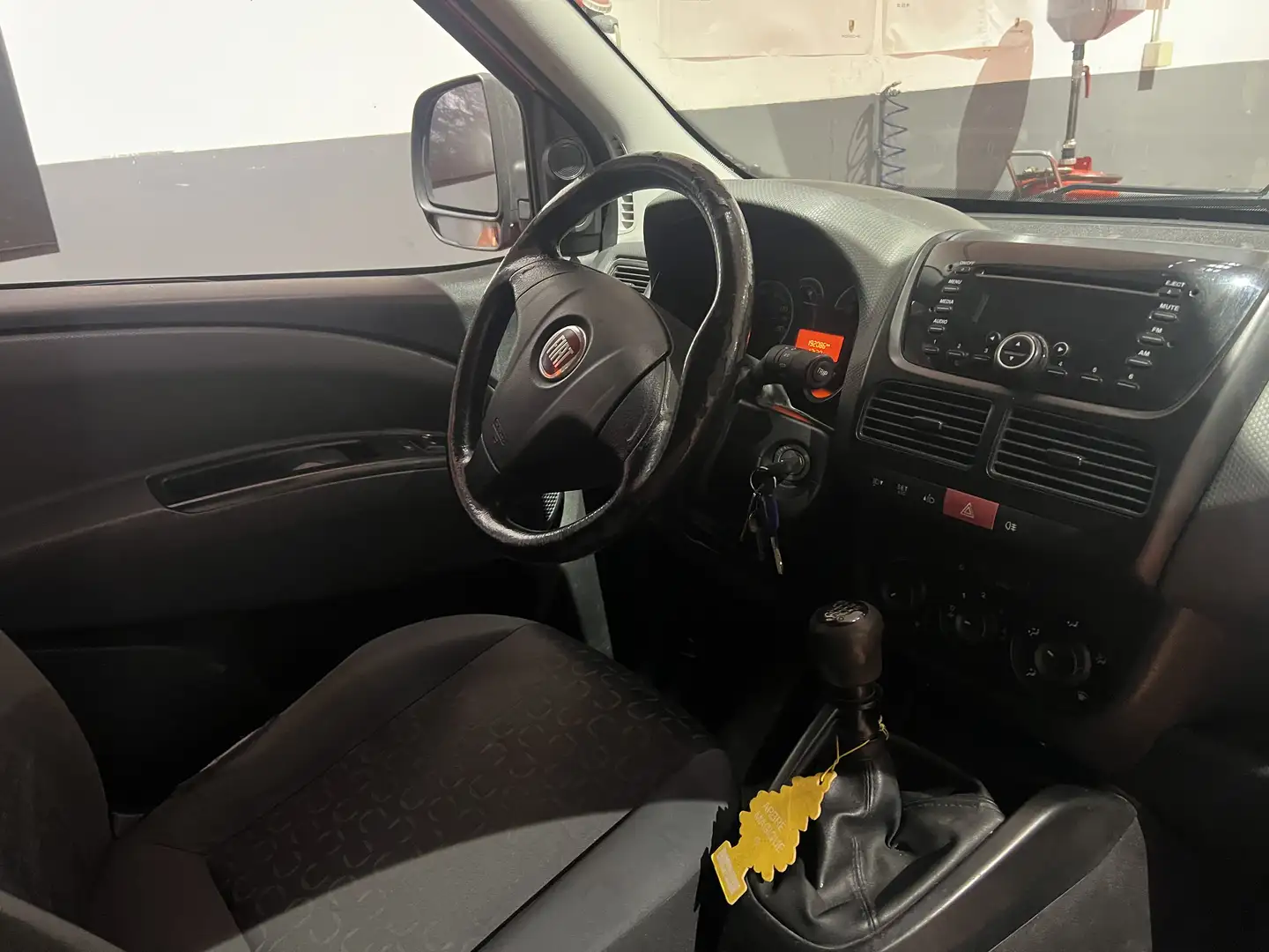 Fiat Doblo 1.4 tjt natural power Active 120cv Rojo - 2