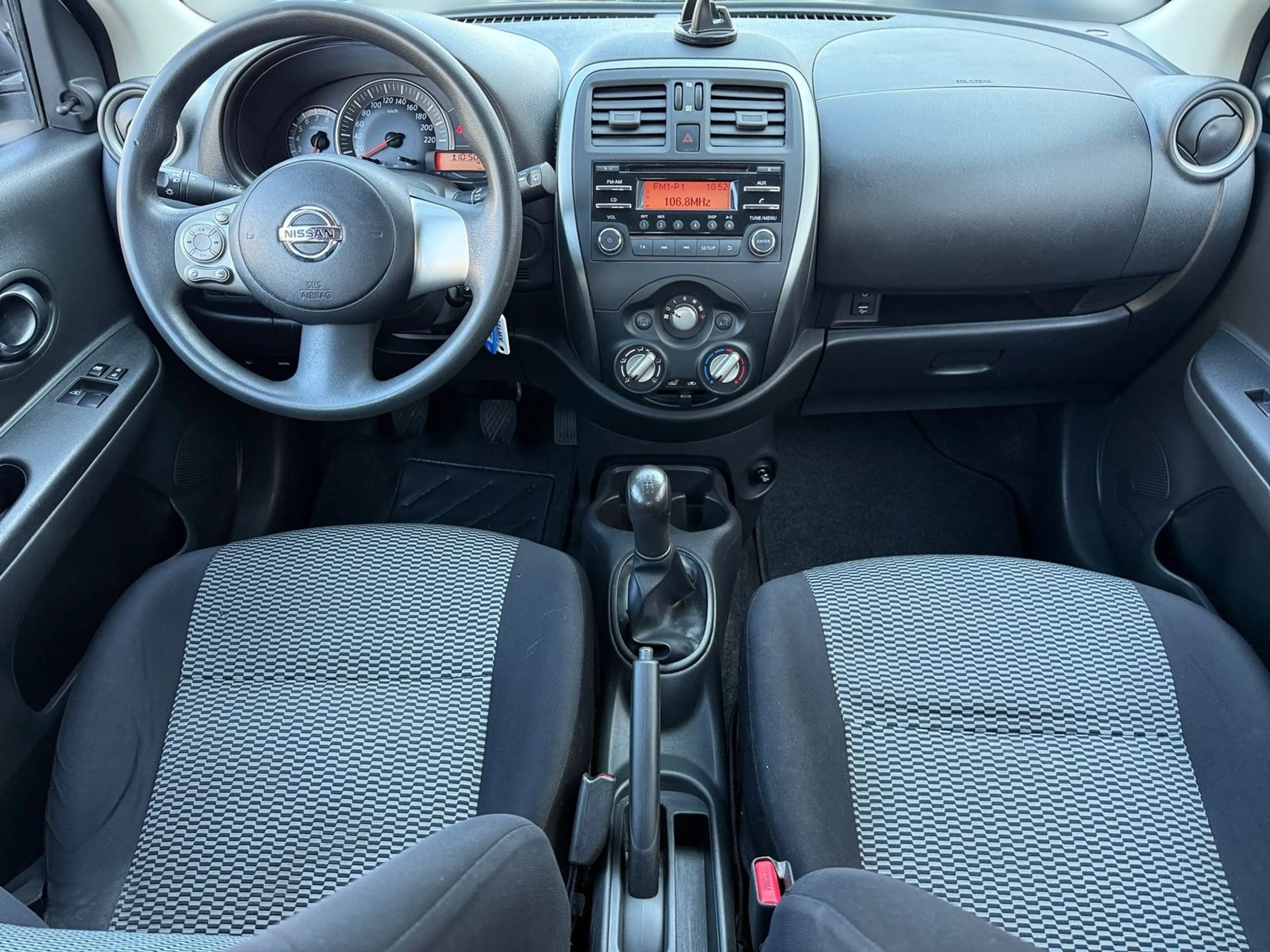 Nissan Micra 1.0 Basis Klima USB AUX Bluetooth — photo 12