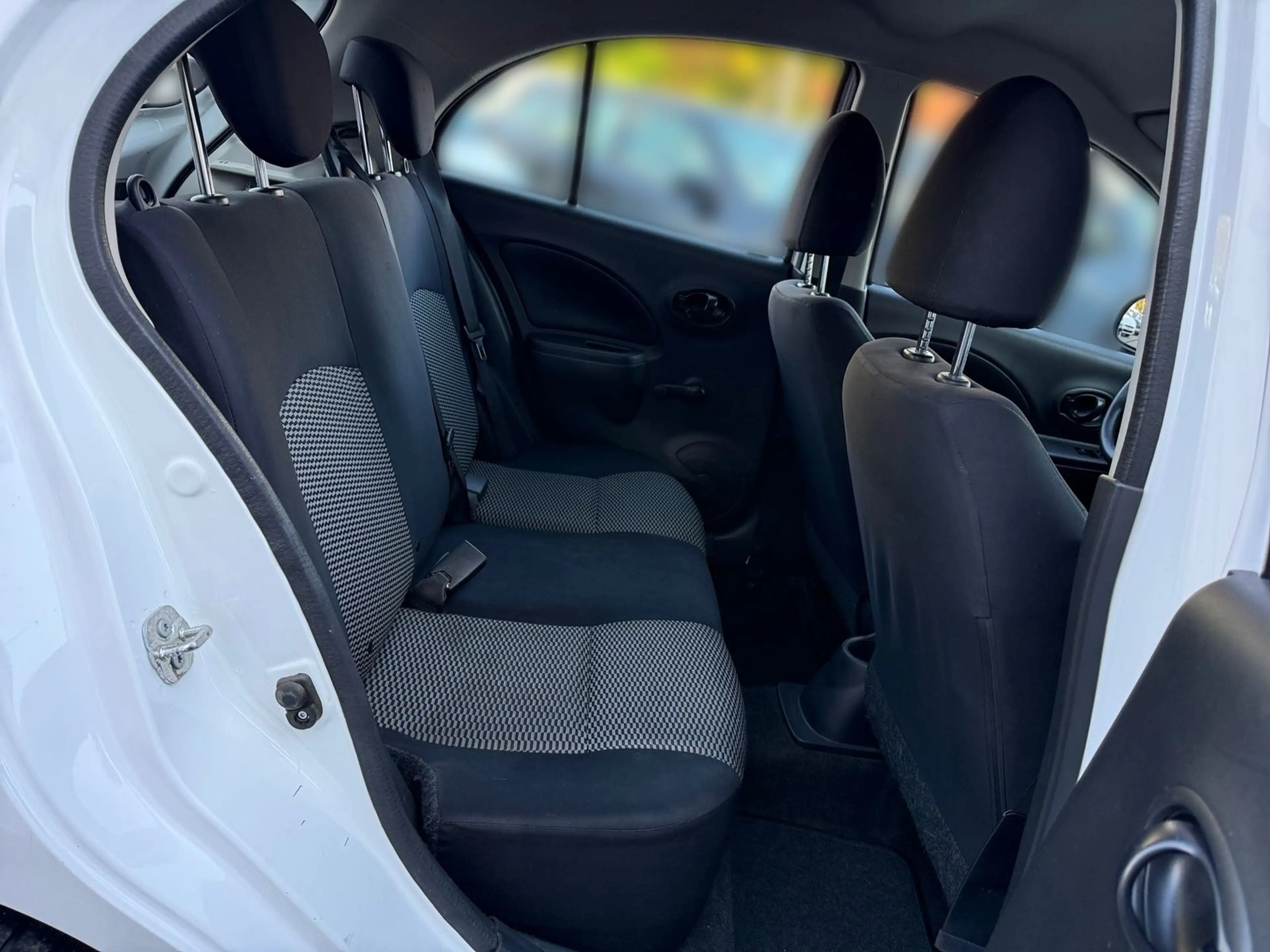Nissan Micra 1.0 Basis Klima USB AUX Bluetooth — photo 13