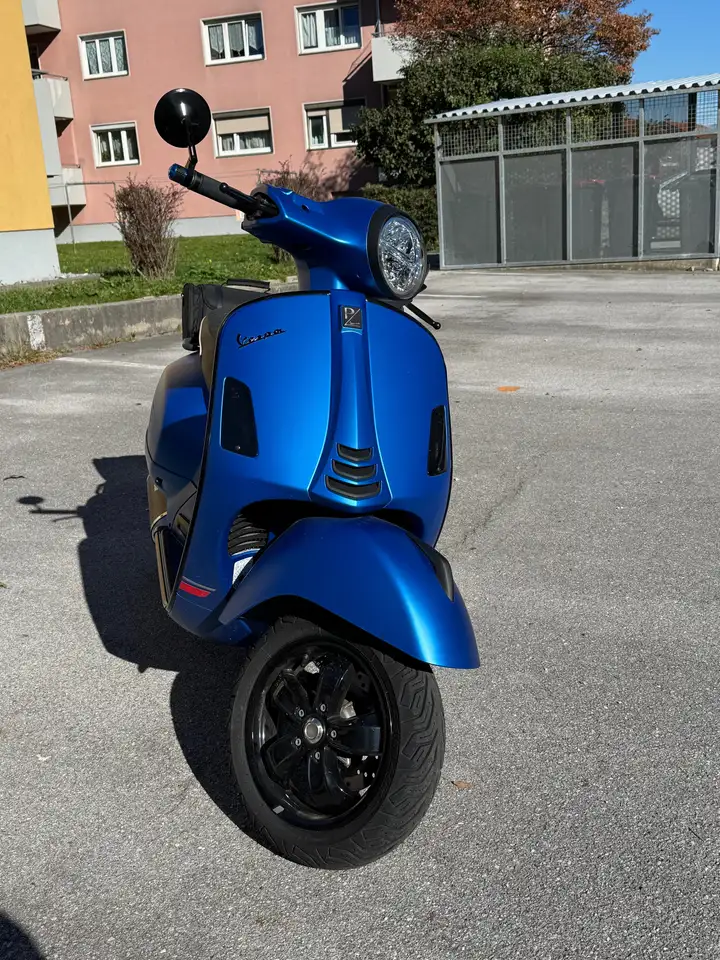 Vespa GTS 300