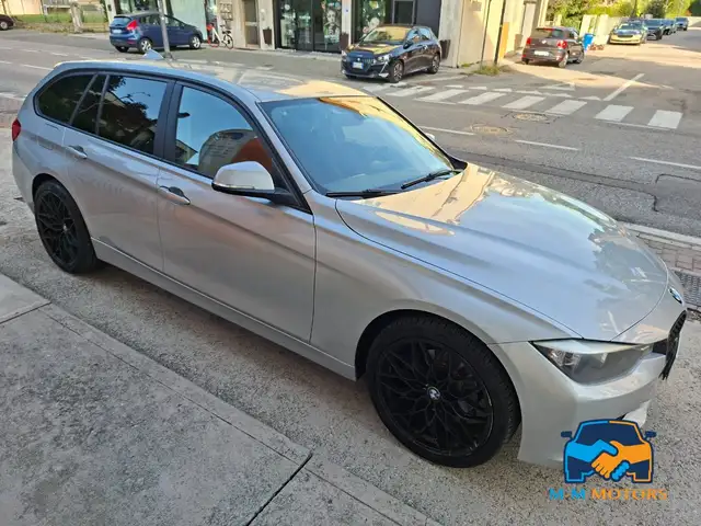 BMW 3 Series view 3