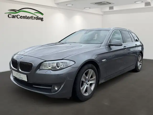 BMW 528 iTouring*BiXenon*NaviProf*Pano*AHK*TÜV 07.27
