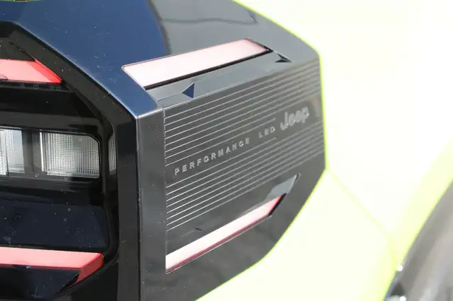 Jeep Compass First Edition BEV 74kWh Ansicht 16