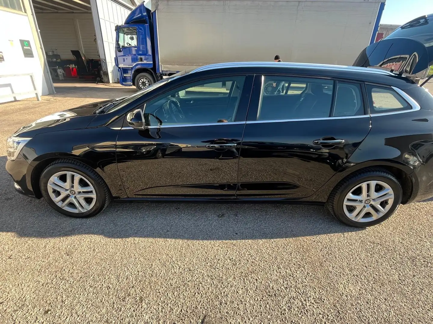 Renault Megane Megane Sporter 1.5 blue dci 115cv edc my19 Nero - 1