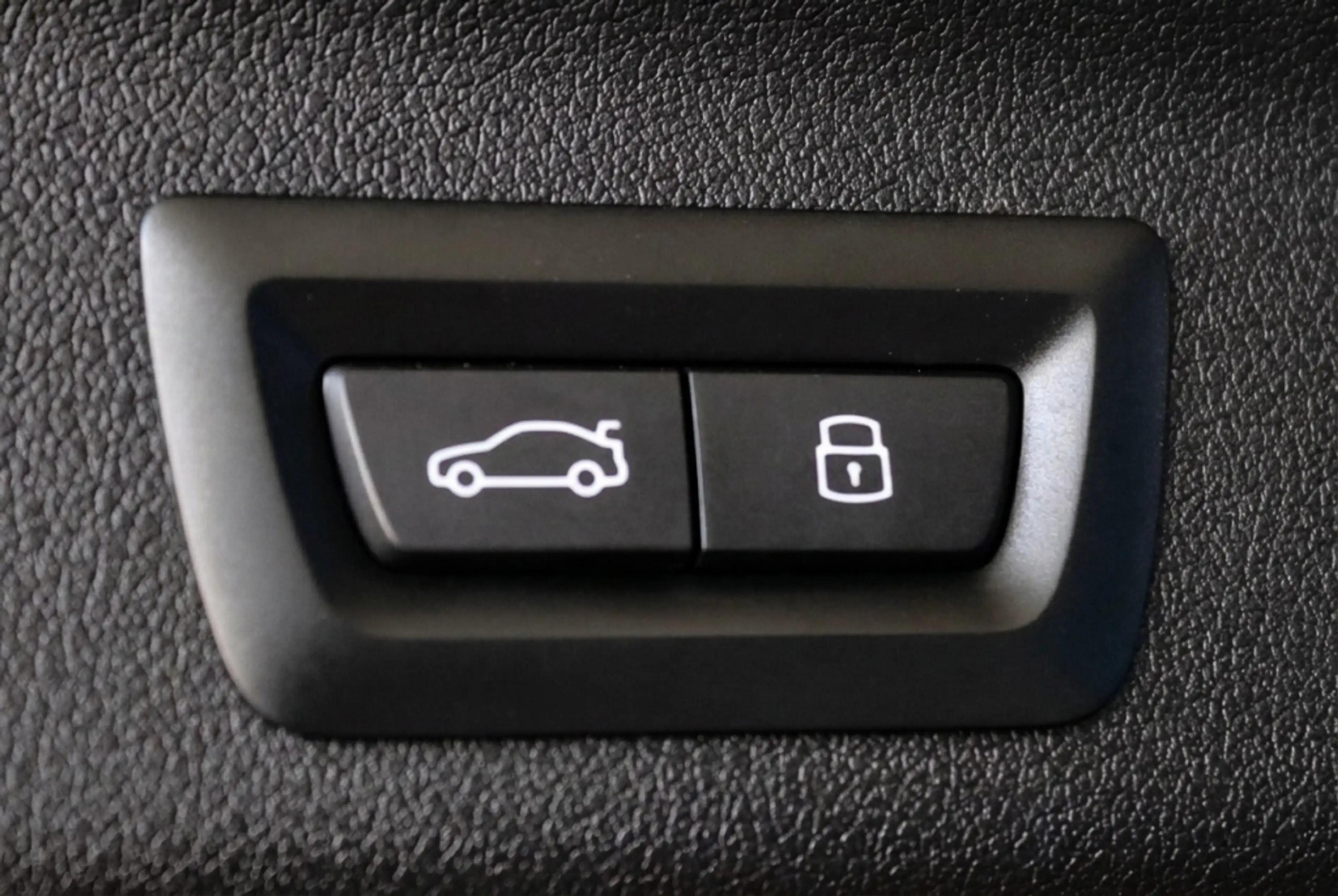 BMW X1 xDrive25e M Sport l Vernasca Leder | 360° l HUD l — photo 14