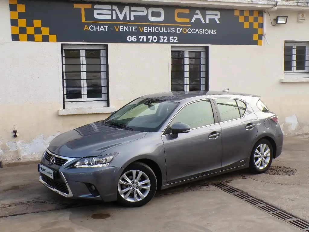 Lexus CT 200h 2016 из Европы — купить под ключ