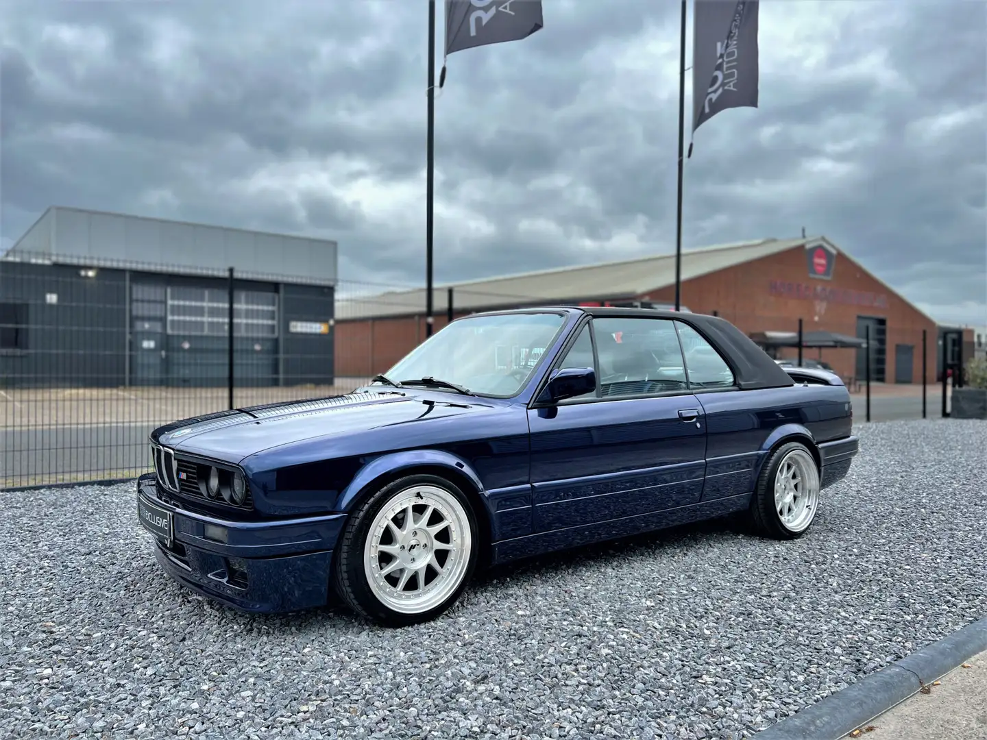 BMW 325 3-serie Cabrio 325i M-Tech 2 Edition e30 1991 Blau Modrá - 2
