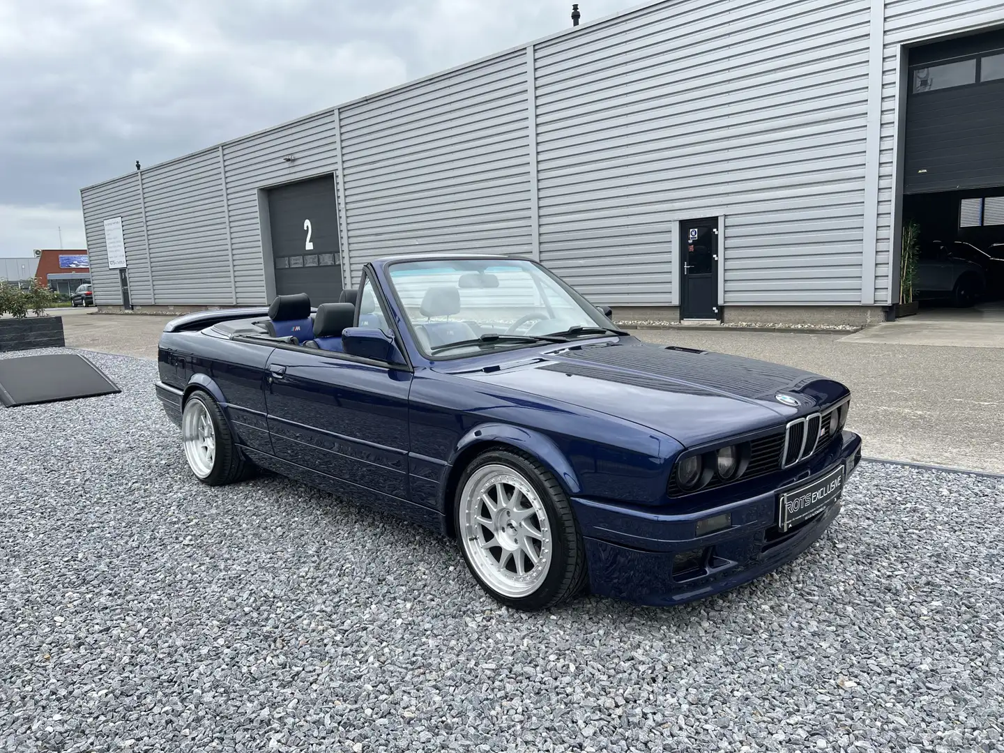 BMW 325 3-serie Cabrio 325i M-Tech 2 Edition e30 1991 Blau Синій - 1