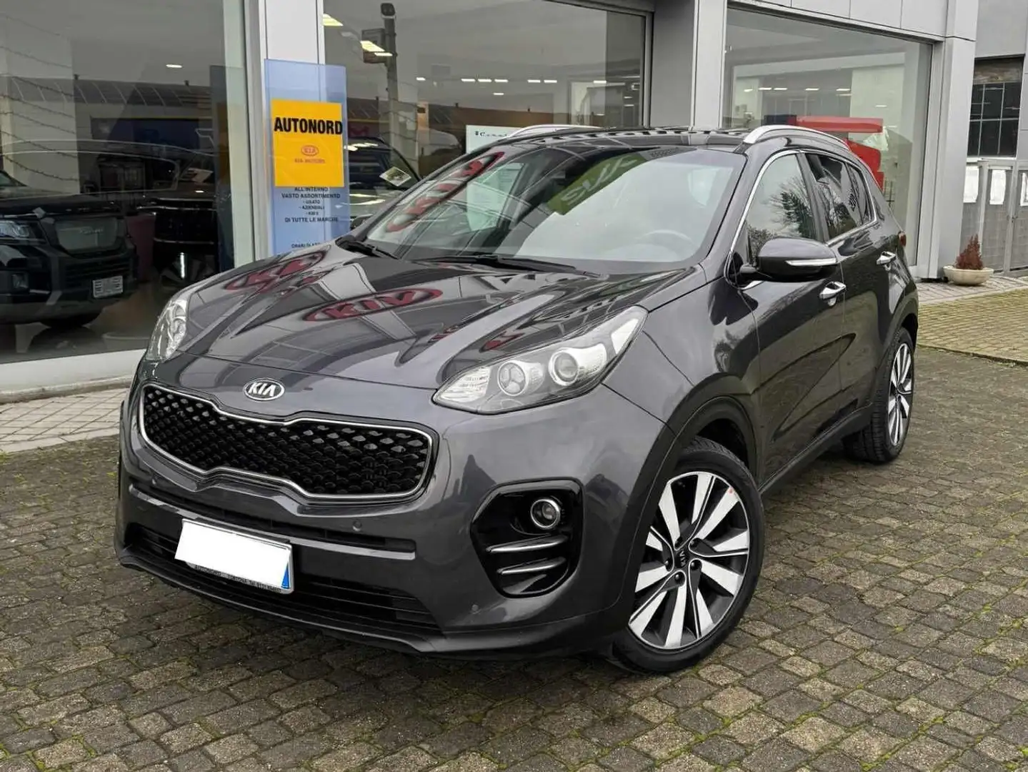 Kia Sportage Sportage 2.0 crdi Feel Rebel awd 136cv auto Grigio - 1