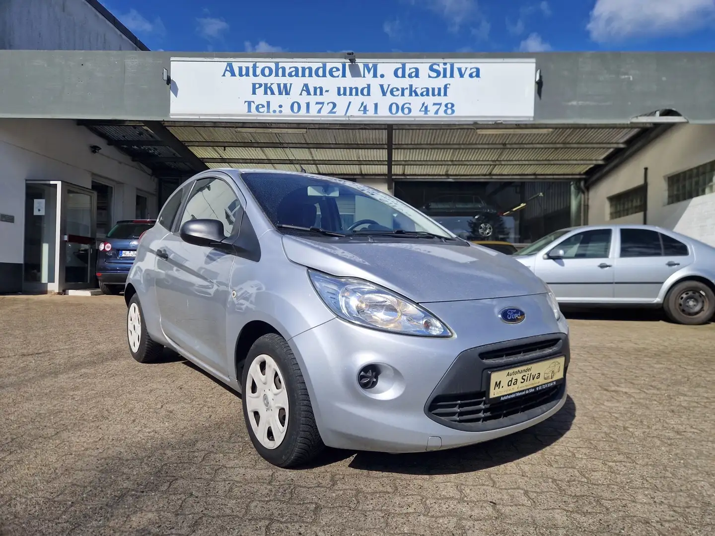 Ford Ka/Ka+ Ambiente *TÜV NEU*1. Hand*Klima*EURO 6* Silber - 1