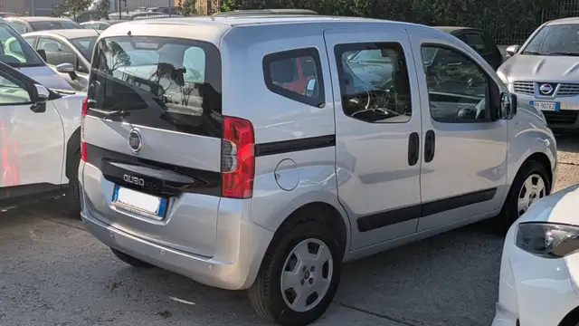 Fiat Qubo view 5