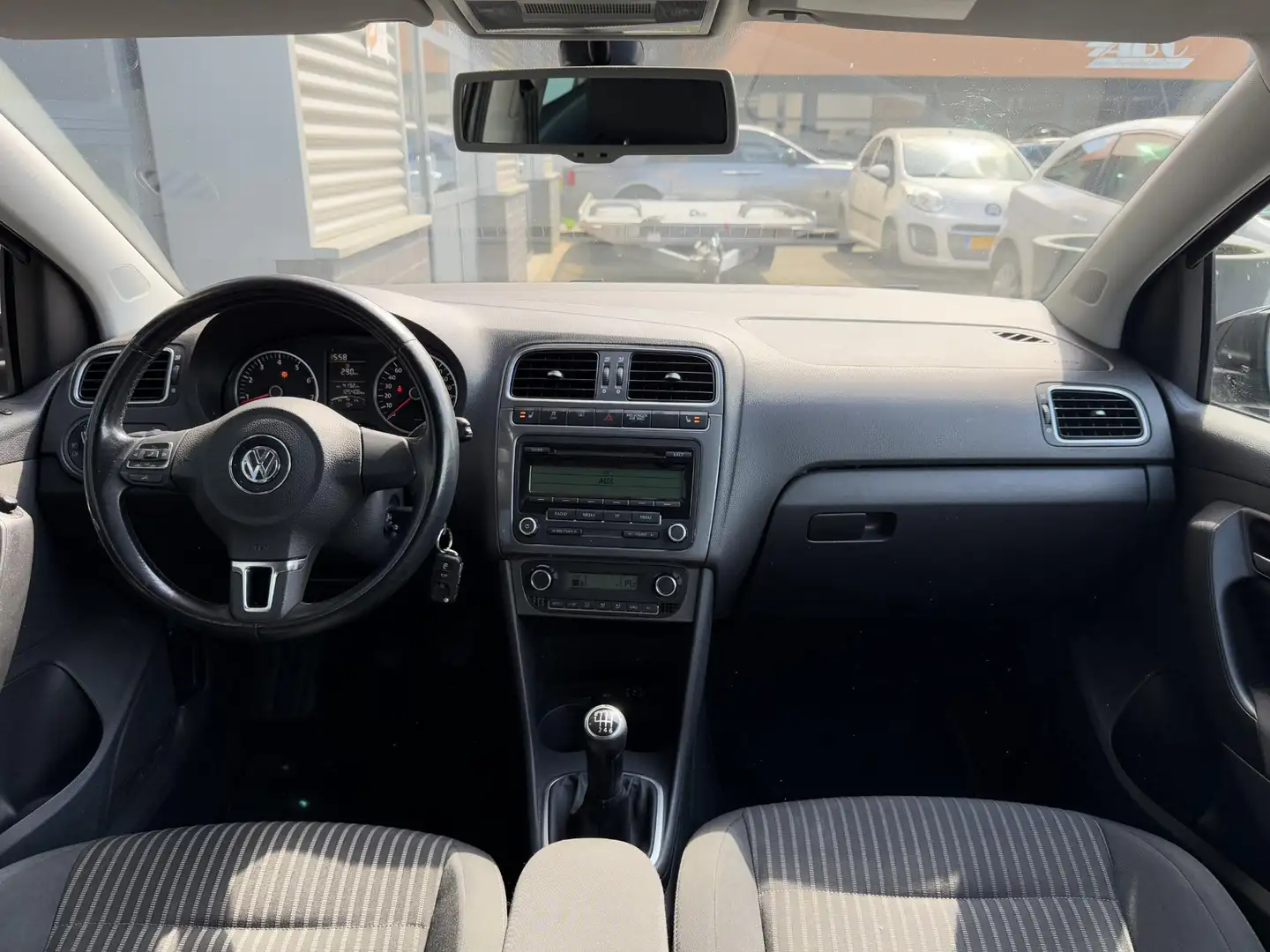 Volkswagen Polo 1.2 TSI Highline Clima Cruise PDC Noir - 2