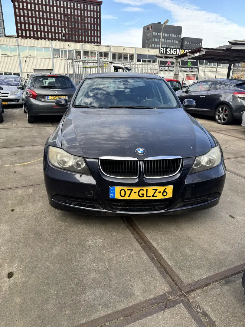BMW 330 318i Business Line Blauw - 1