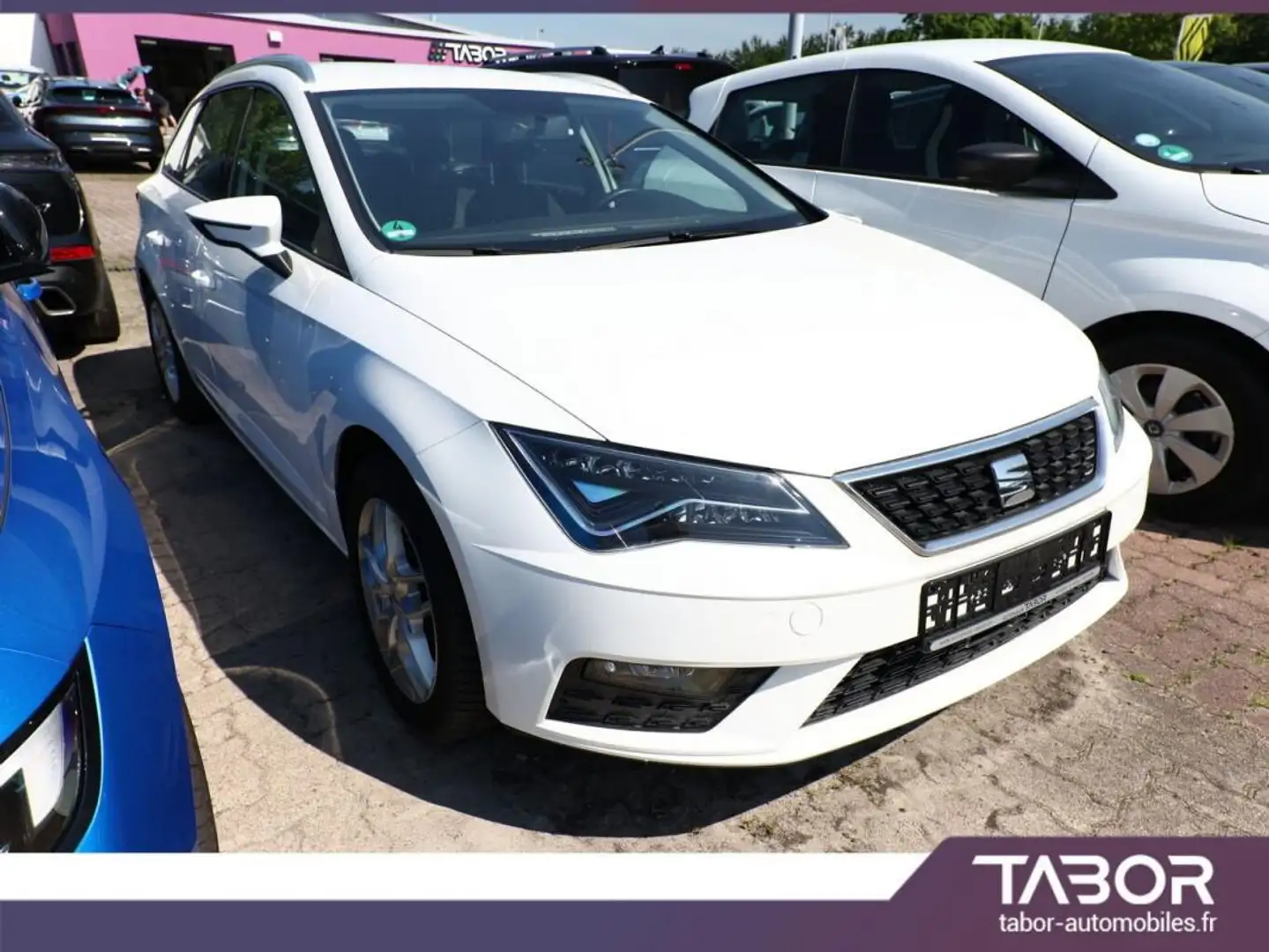 SEAT Leon ST 1.6 TDI 115 Style LED GPS radars Blanc - 2