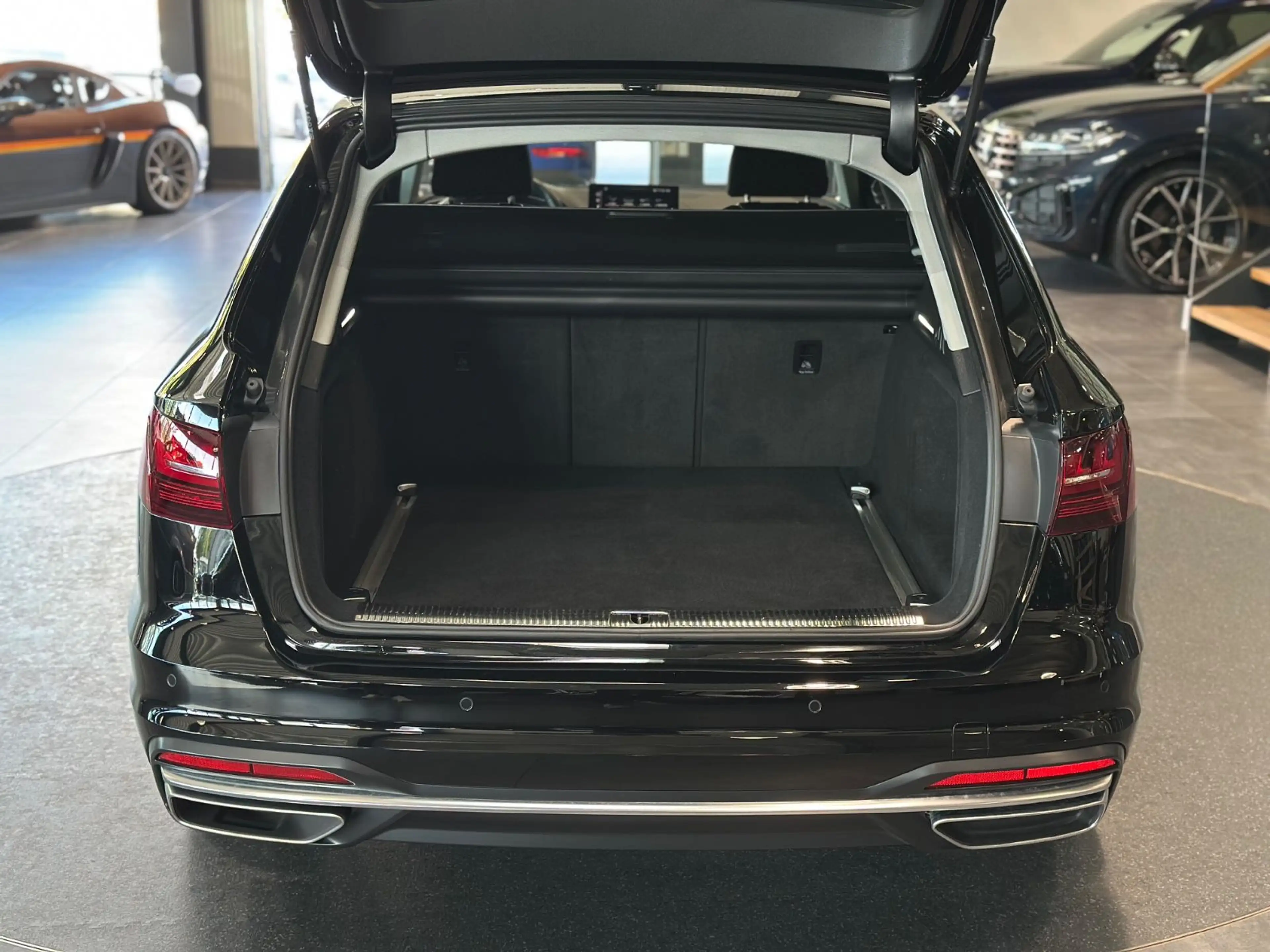 Audi A4 35 TDI S tronic advanced Avant 1.HA/NAV/LED — photo 15