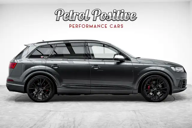 Audi SQ7 view 13